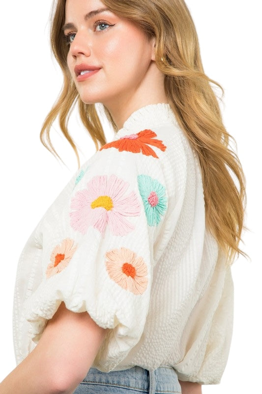 Seersucker Blooms Top in White