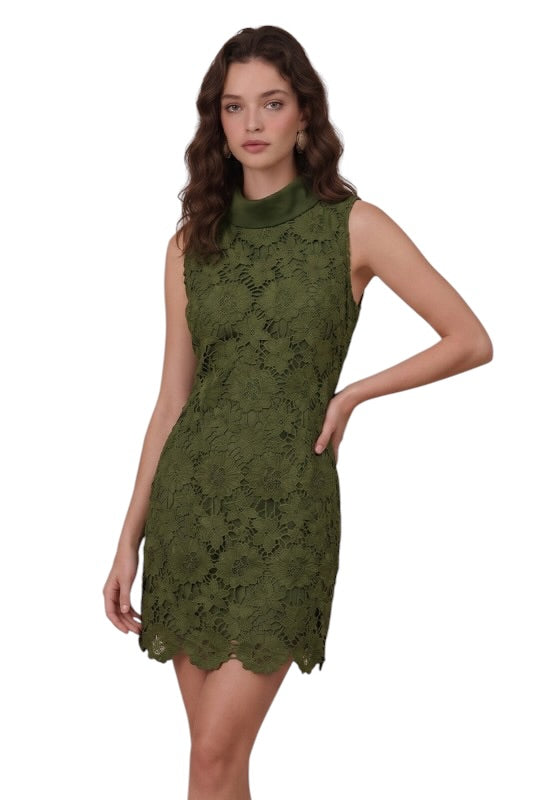 Olive Eyelet Mini