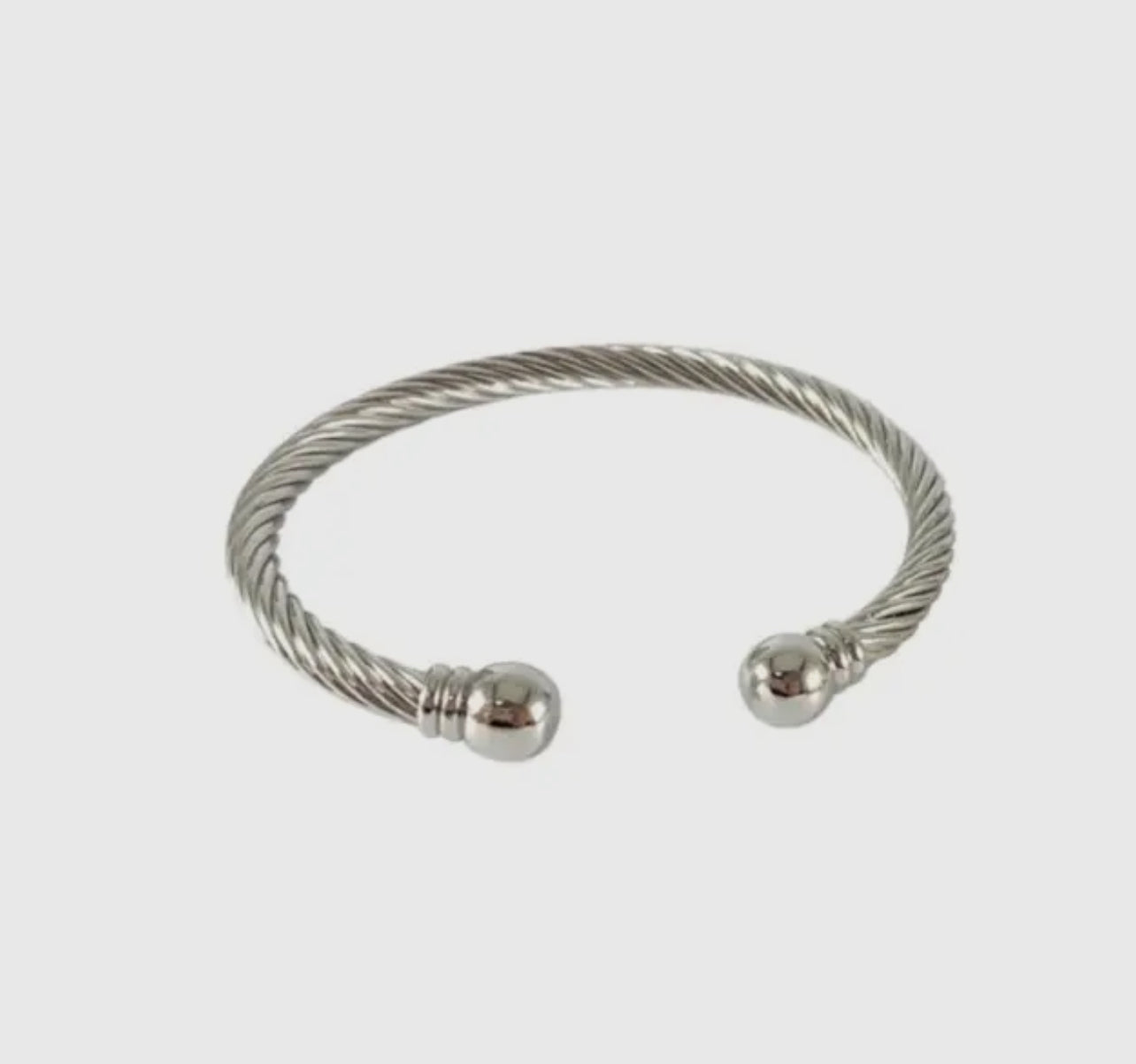 Cable Cuff in Silver or Gold