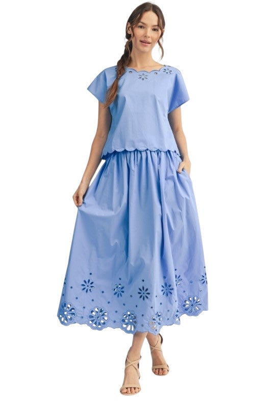 Scallop Eyelet Set- 2 Colors