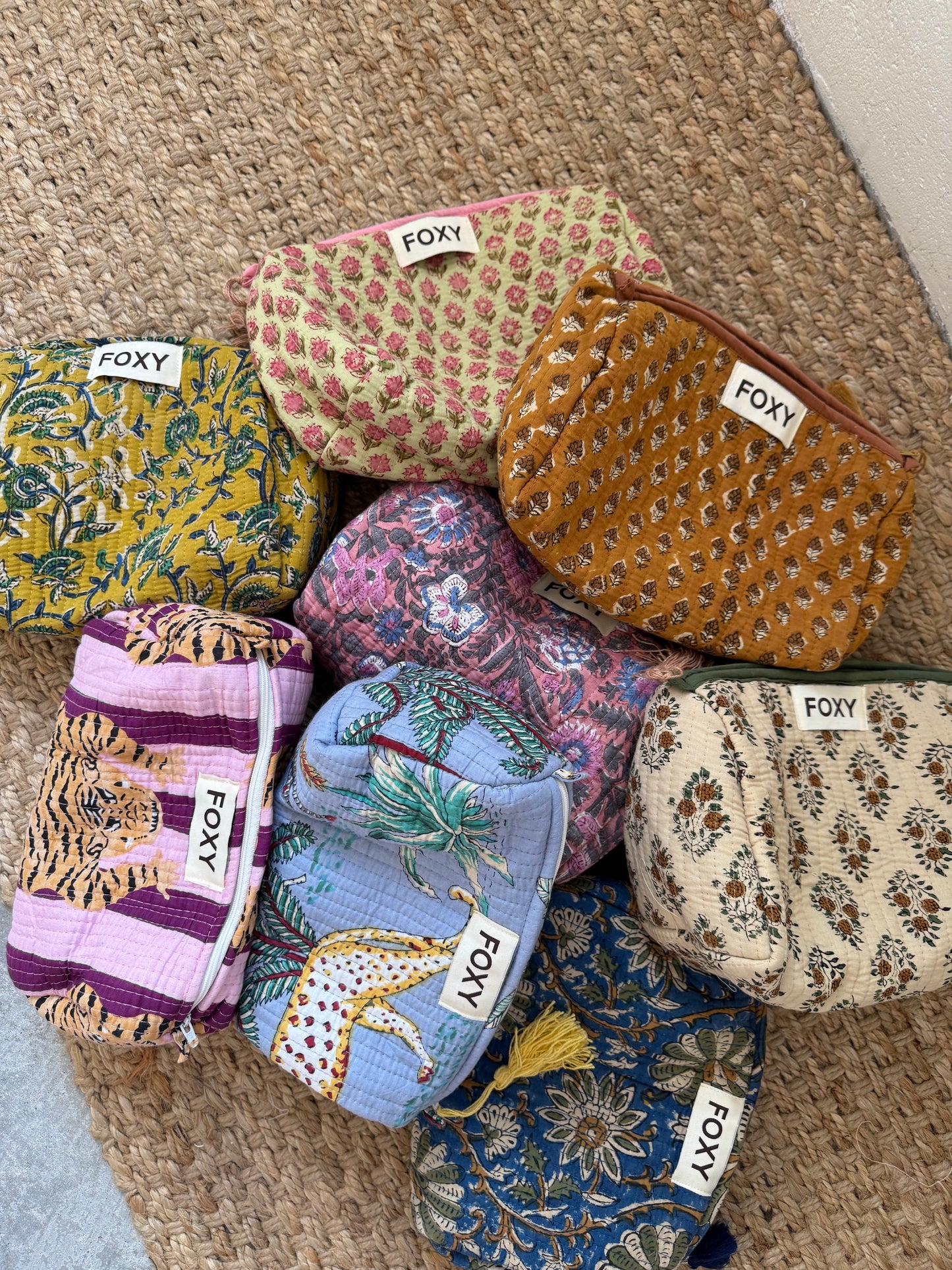 FOXY Cosmetics Pouch Sets